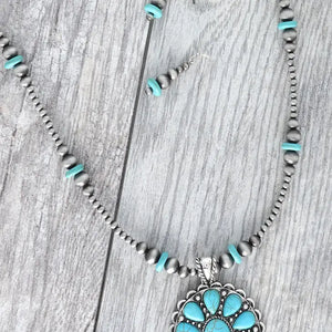 Semi Stone Concho Pendant Mix Navajo Pearl Beaded Necklace