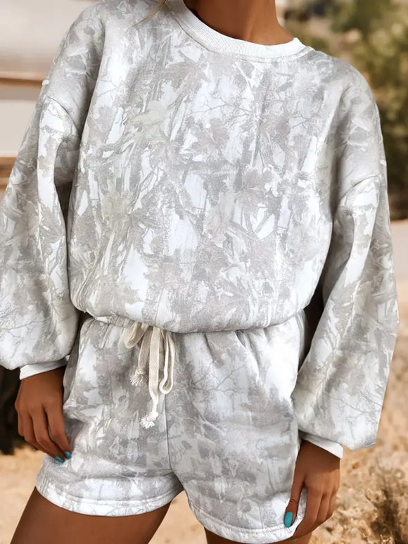 Fashion-W Camouflage Print Round Neck Drop Sleeve Shorts Set