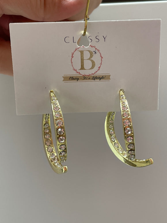 Gold and diamond dangle earrings